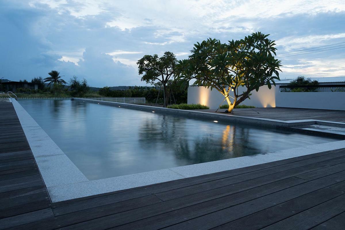 Isla Faros Resort Heng-ch'un Esterno foto